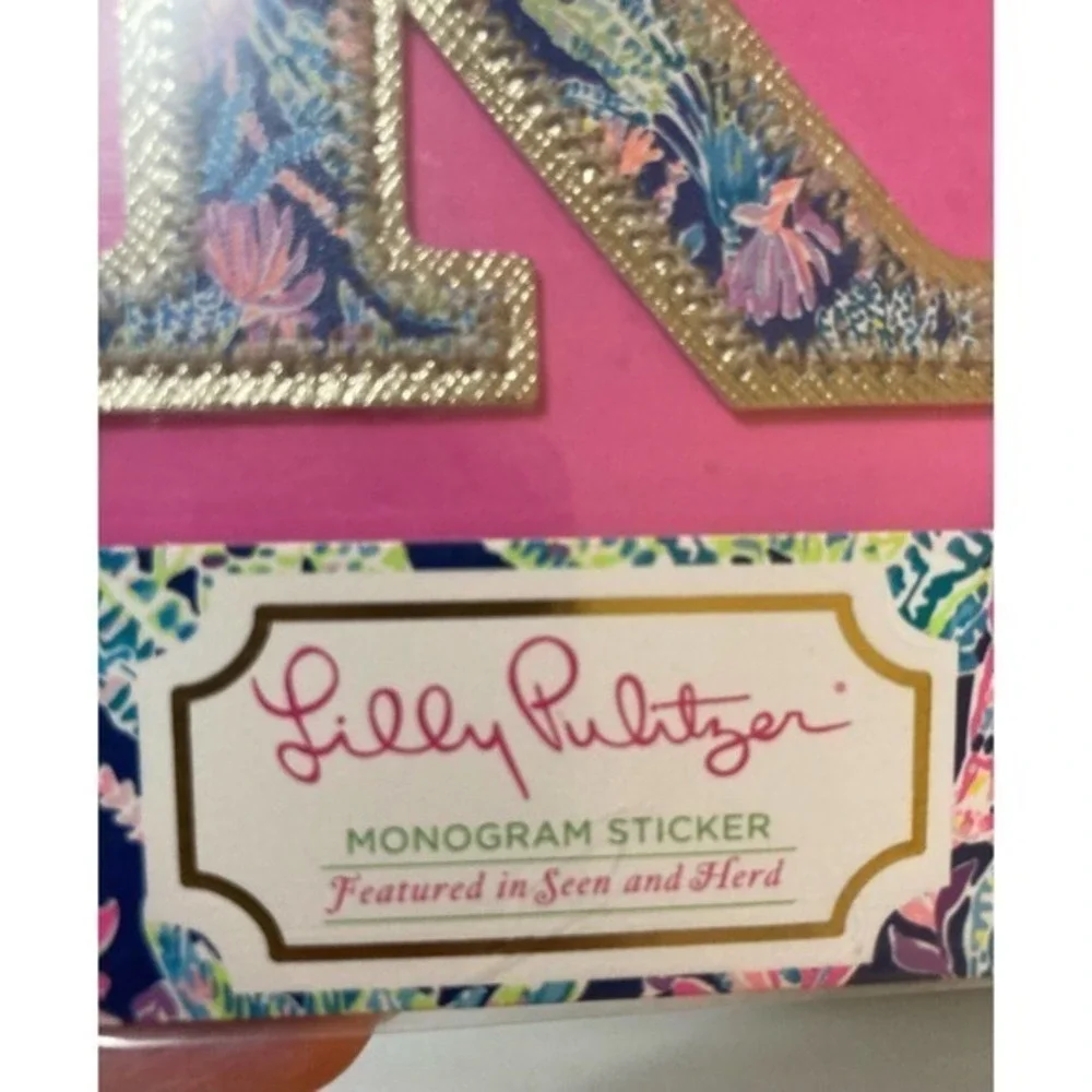 NEW Lilly Pulitzer Monogram Sticker Letter R pattern Seen‎ and Herd